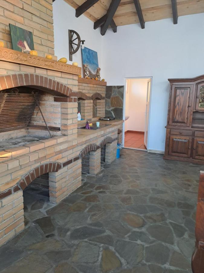 La Izvoare Pensiune-Pastravarie Sâmbăta de Sus Exterior photo