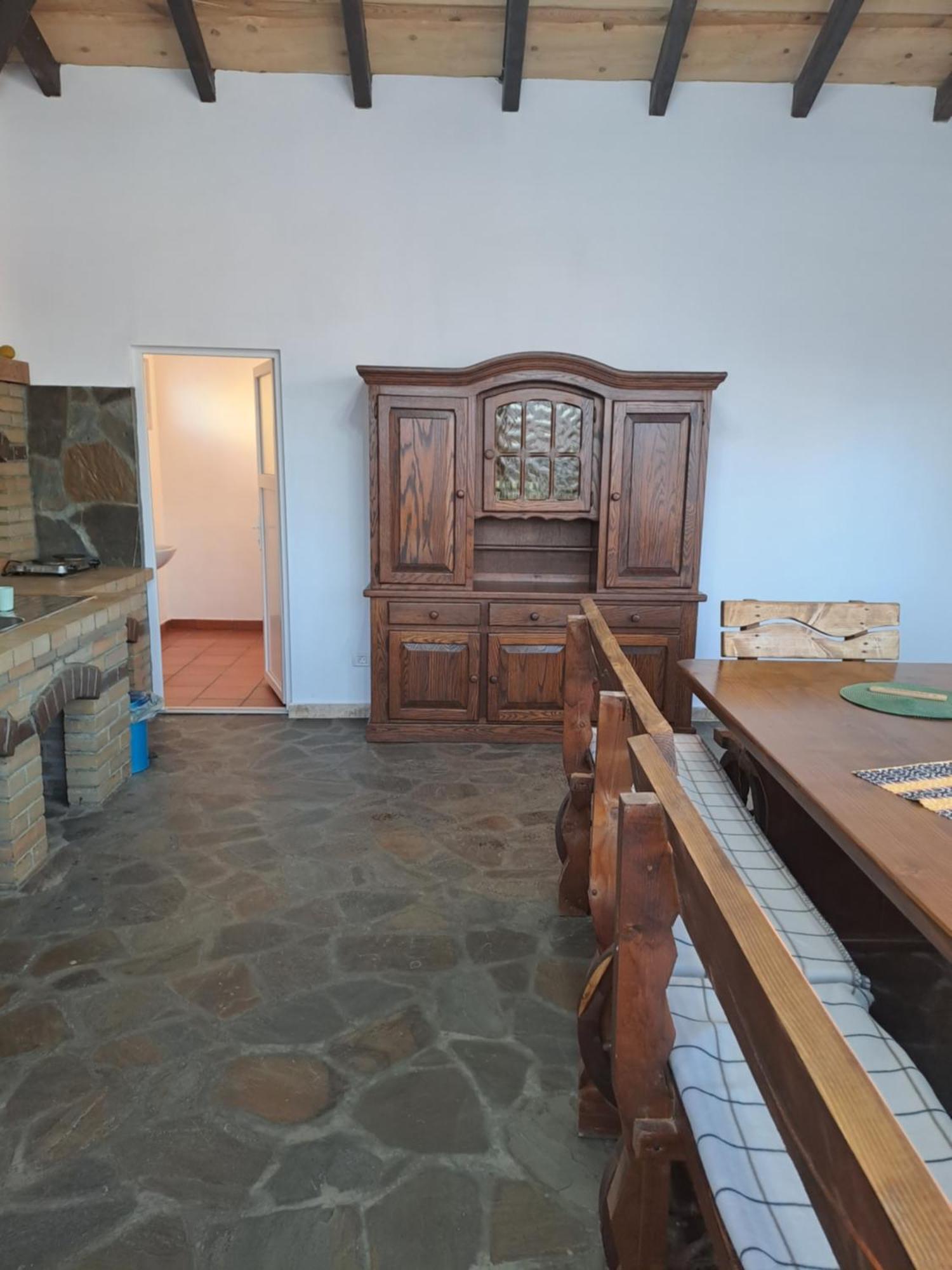 La Izvoare Pensiune-Pastravarie Sâmbăta de Sus Exterior photo