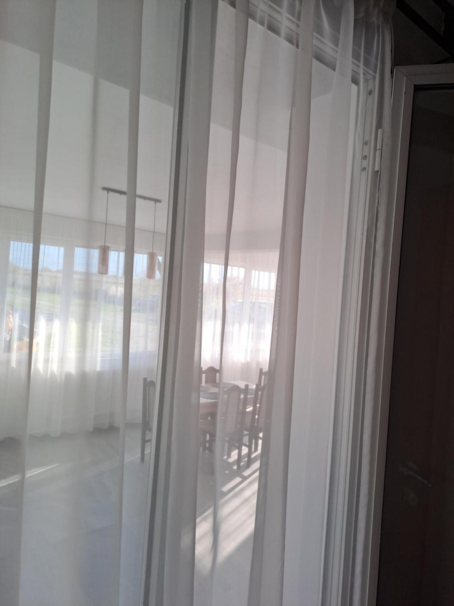 La Izvoare Pensiune-Pastravarie Sâmbăta de Sus Room photo